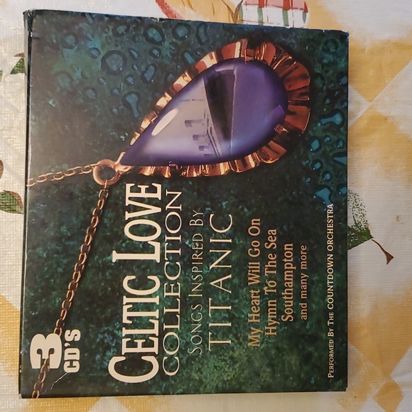 Other - 2/$8 🍀 Celtic Love Collection by The Countdown Orchestra 3 Discs 🎶  🎧 🇮🇪